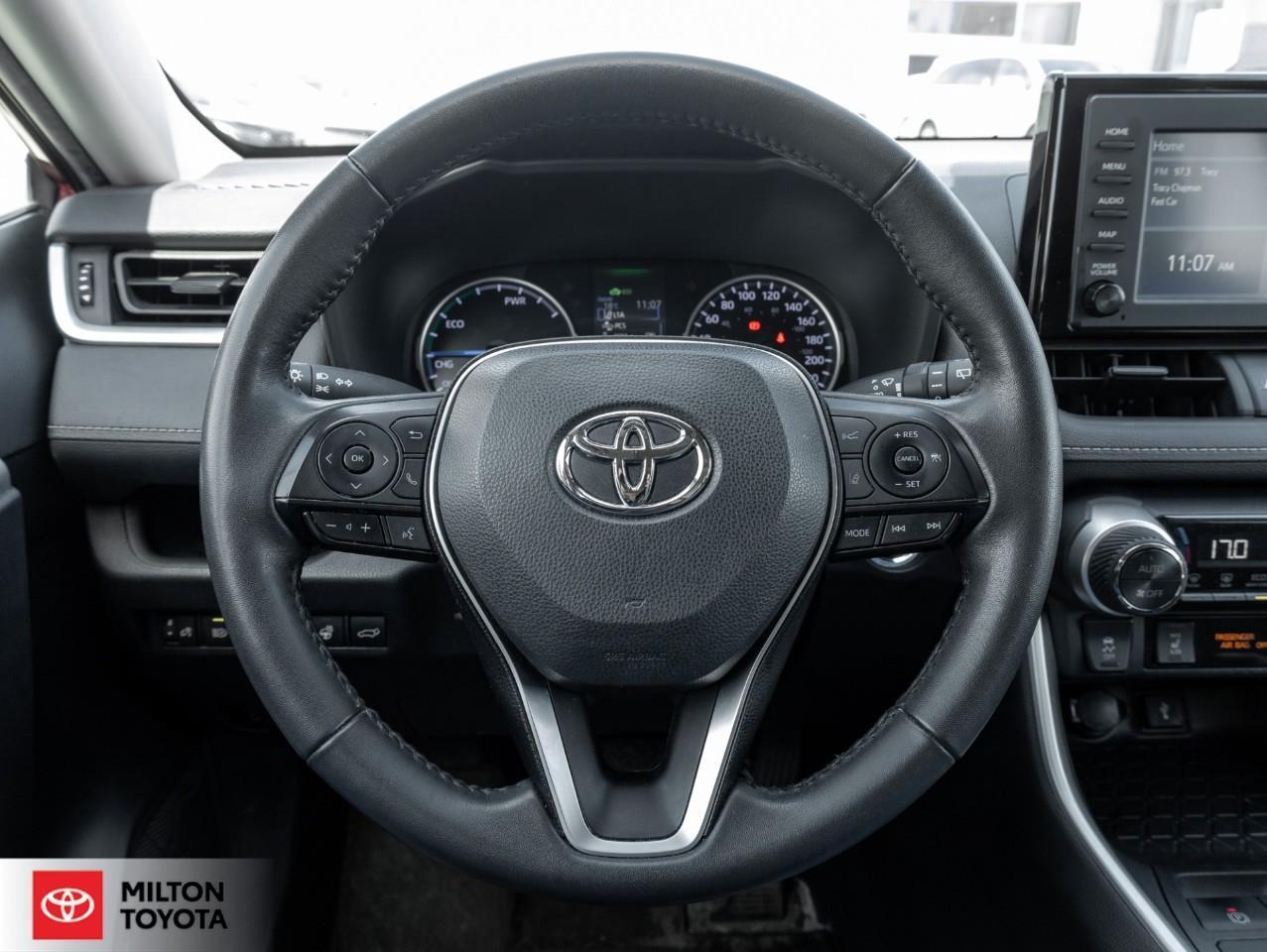 2022 Toyota RAV4 Hybrid SUNROOF BLIND SPOT POWER SEAT PUSH START NEW TIRES Photo