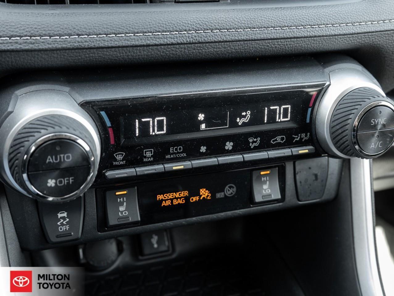 2022 Toyota RAV4 Hybrid SUNROOF BLIND SPOT POWER SEAT PUSH START NEW TIRES Photo