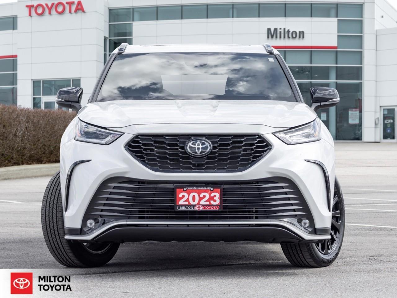 2023 Toyota Highlander LEATHER HEATED STEERING TOYOTA MULITMEDIA CONNECTE Photo
