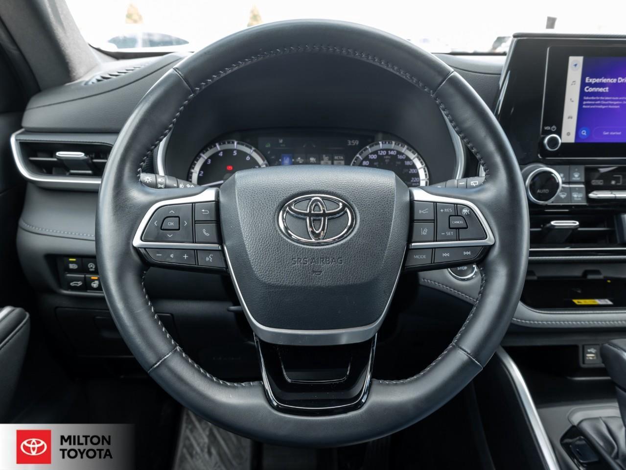 2023 Toyota Highlander LEATHER HEATED STEERING TOYOTA MULITMEDIA CONNECTE Photo