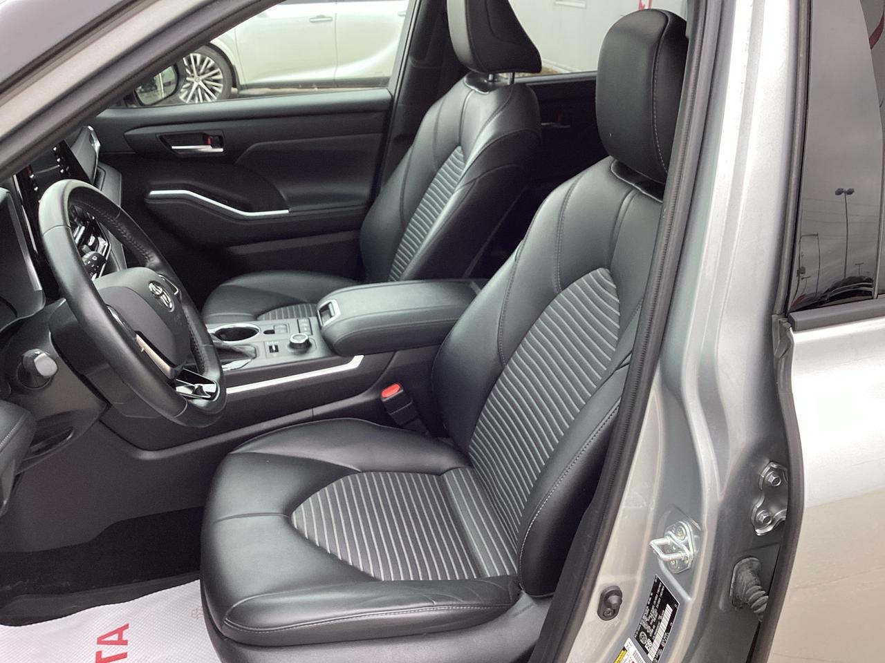 2021 Toyota Highlander XSE AWD Photo