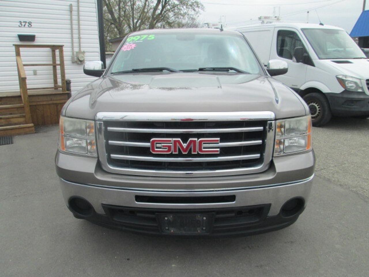 2012 GMC Sierra 1500 2WD Crew Cab 143.5  SLE, Low Km, Liner, Cover Photo