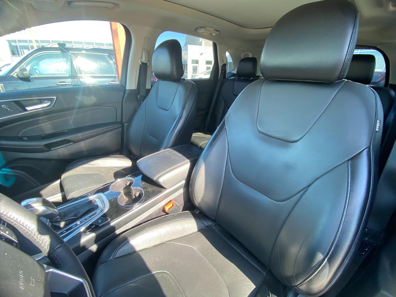 2018 Ford Edge TITANIUM 4DR ALL-WHEEL DRIVE Photo