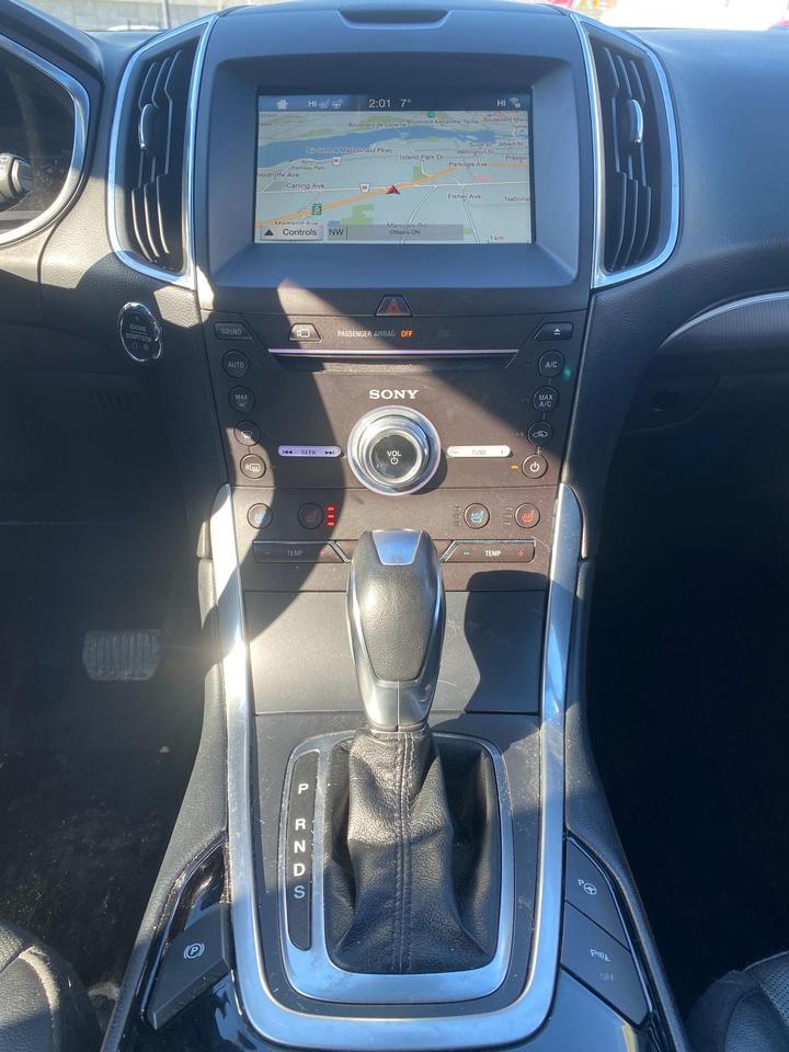 2018 Ford Edge TITANIUM 4DR ALL-WHEEL DRIVE Photo