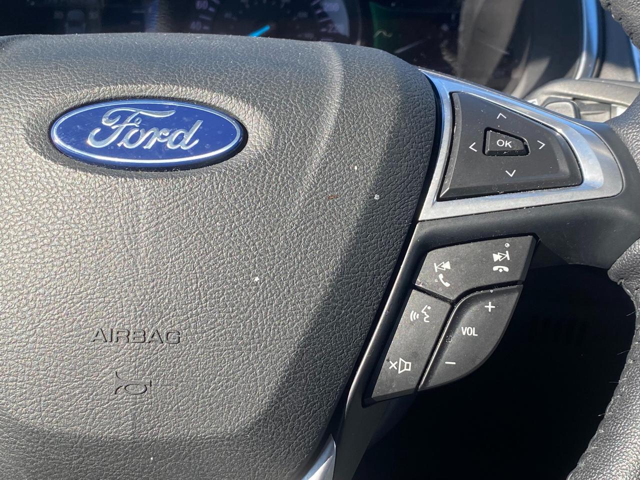 2018 Ford Edge TITANIUM 4DR ALL-WHEEL DRIVE Photo