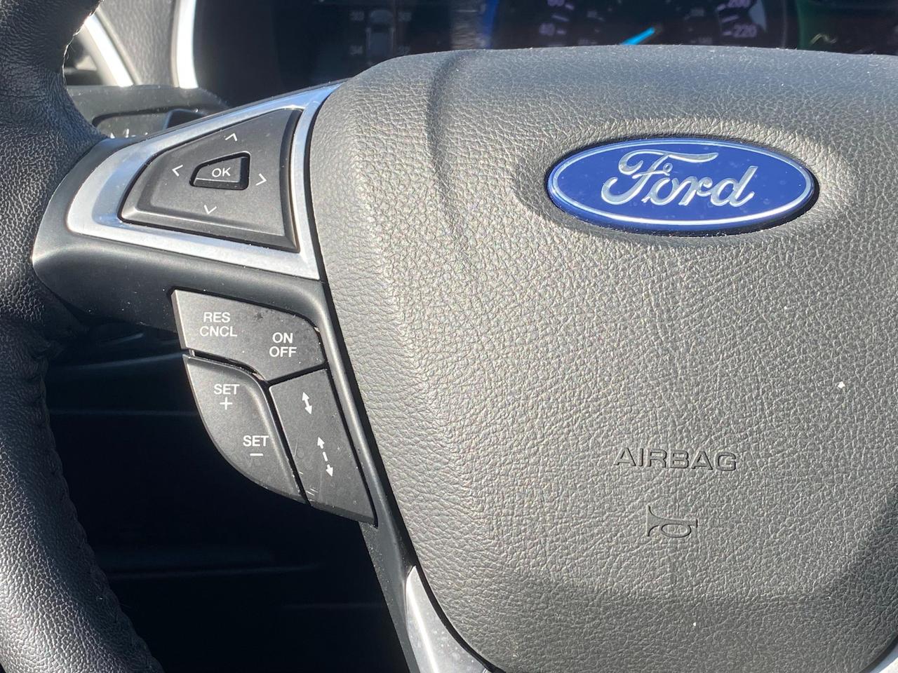 2018 Ford Edge TITANIUM 4DR ALL-WHEEL DRIVE Photo