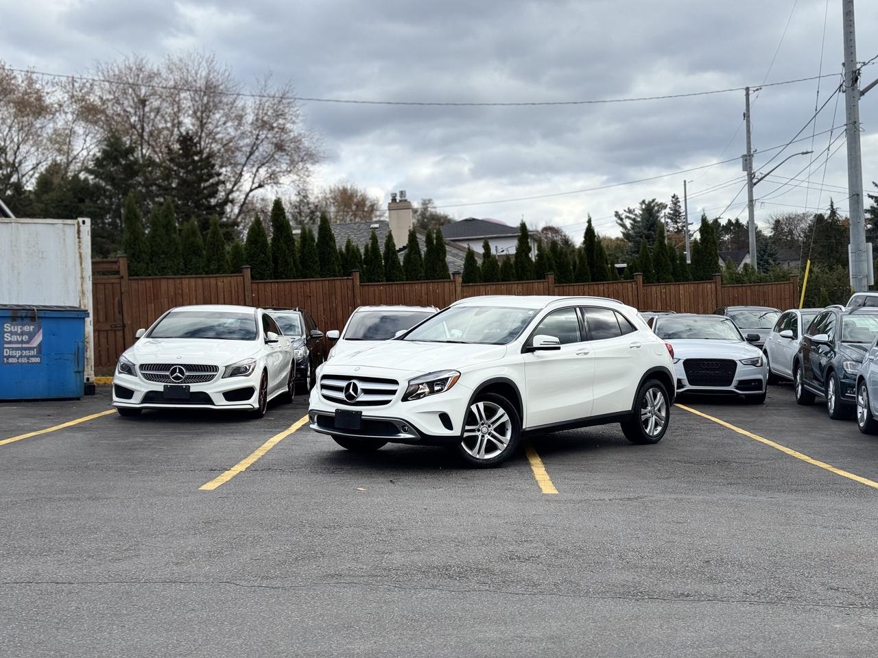 2016 Mercedes-Benz GLA 4MATIC 4dr GLA 250 Photo0