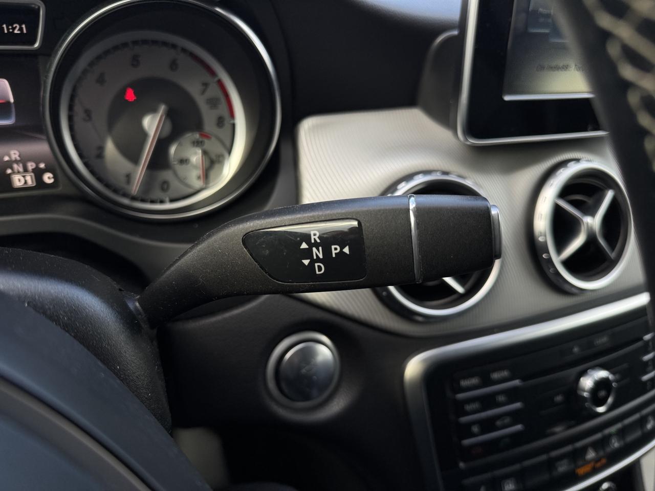 2016 Mercedes-Benz GLA 4MATIC 4dr GLA 250 Photo