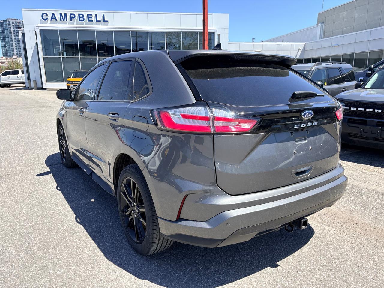 2023 Ford Edge  Photo