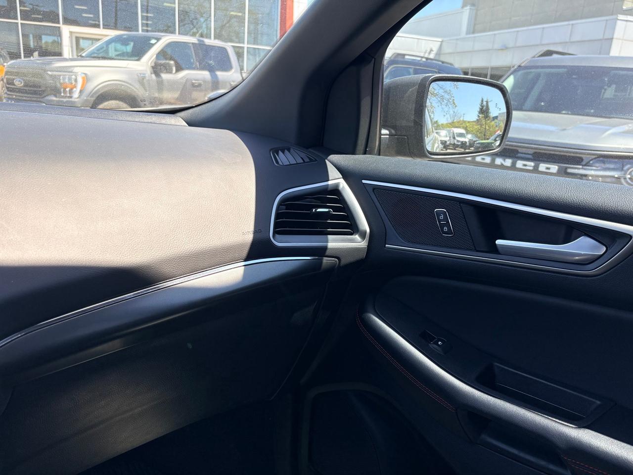 2023 Ford Edge  Photo