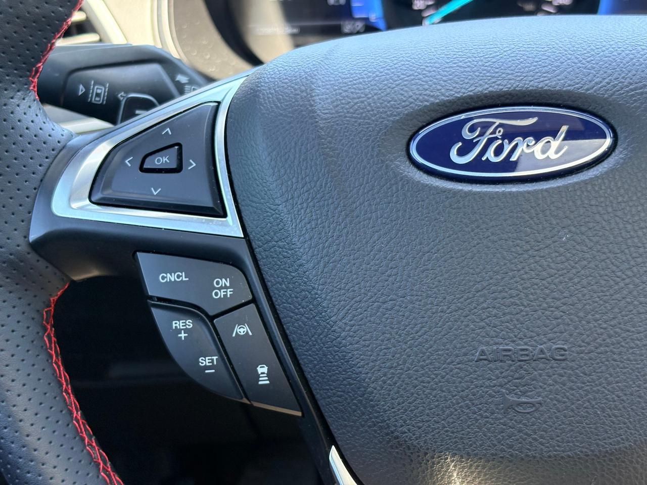 2023 Ford Edge  Photo