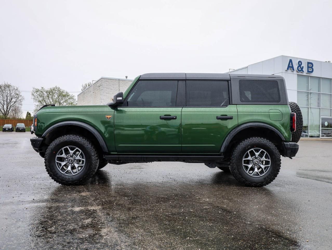 2025 Ford Bronco Badlands 4dr 4x4 Photo4