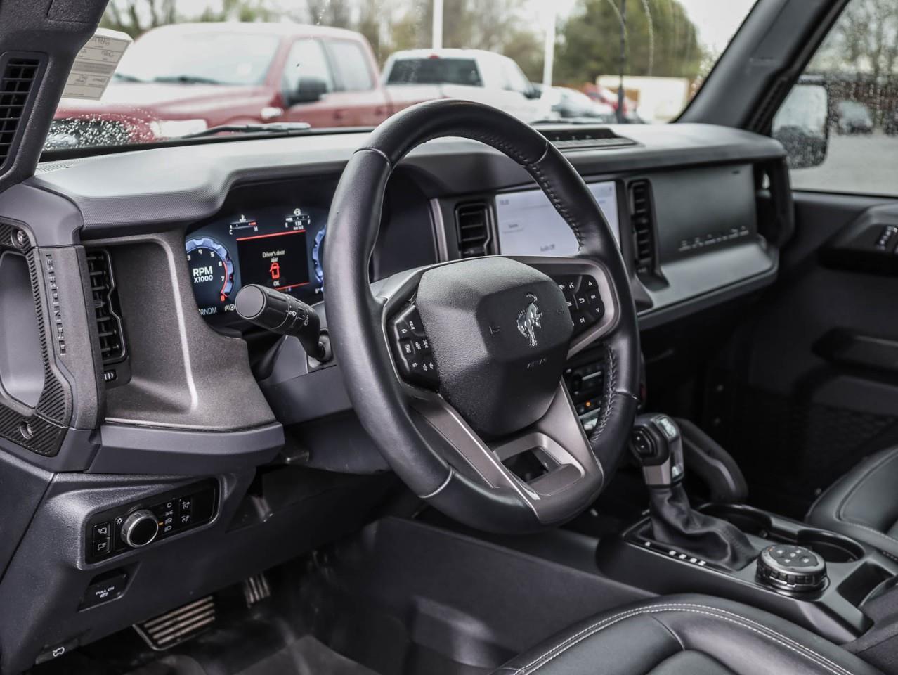 2025 Ford Bronco Badlands 4dr 4x4 Photo