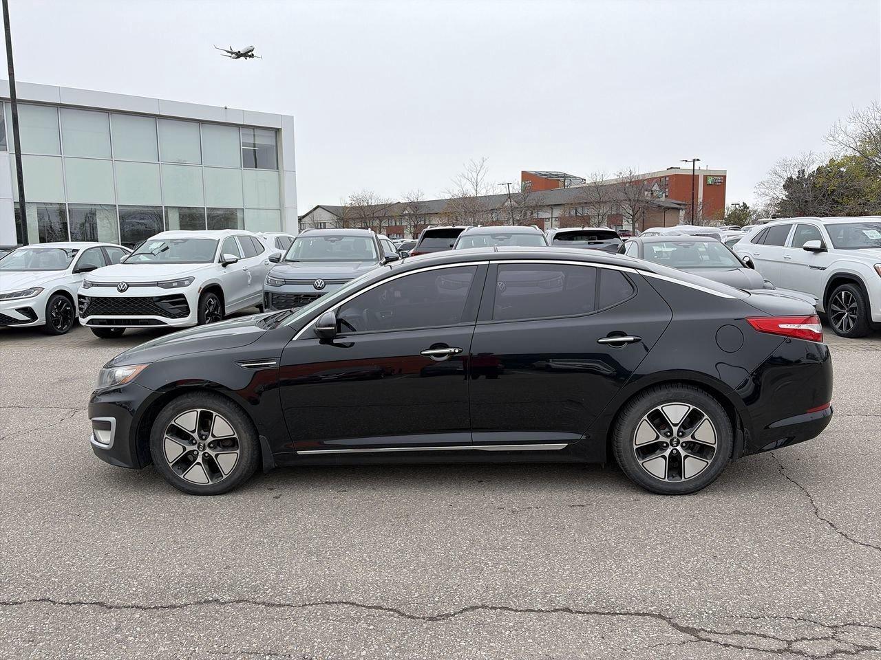2012 Kia Optima Hybrid Premium Leather  Alloy Wheels  Sunroof  Navigation Photo