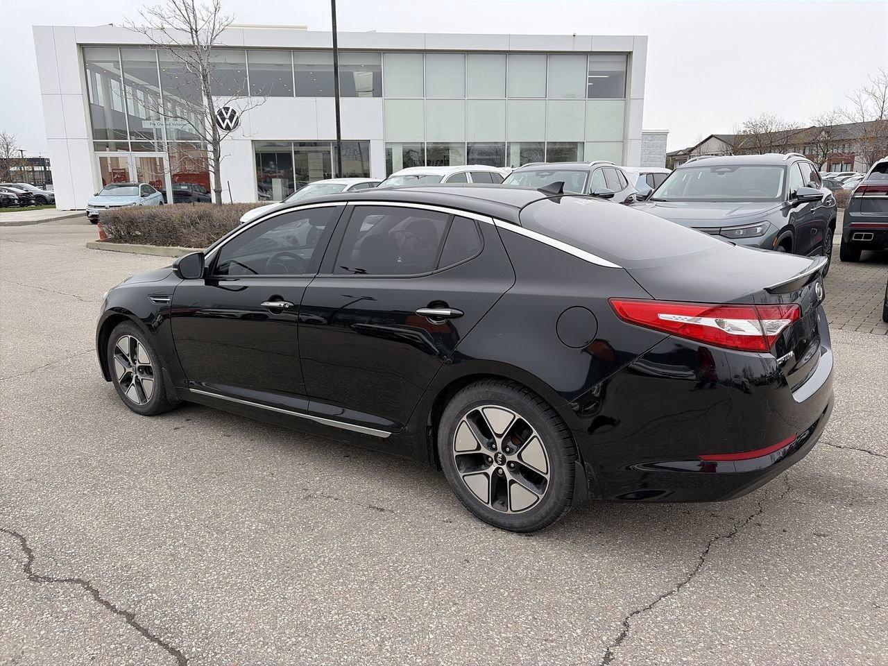 2012 Kia Optima Hybrid Premium Leather  Alloy Wheels  Sunroof  Navigation Photo