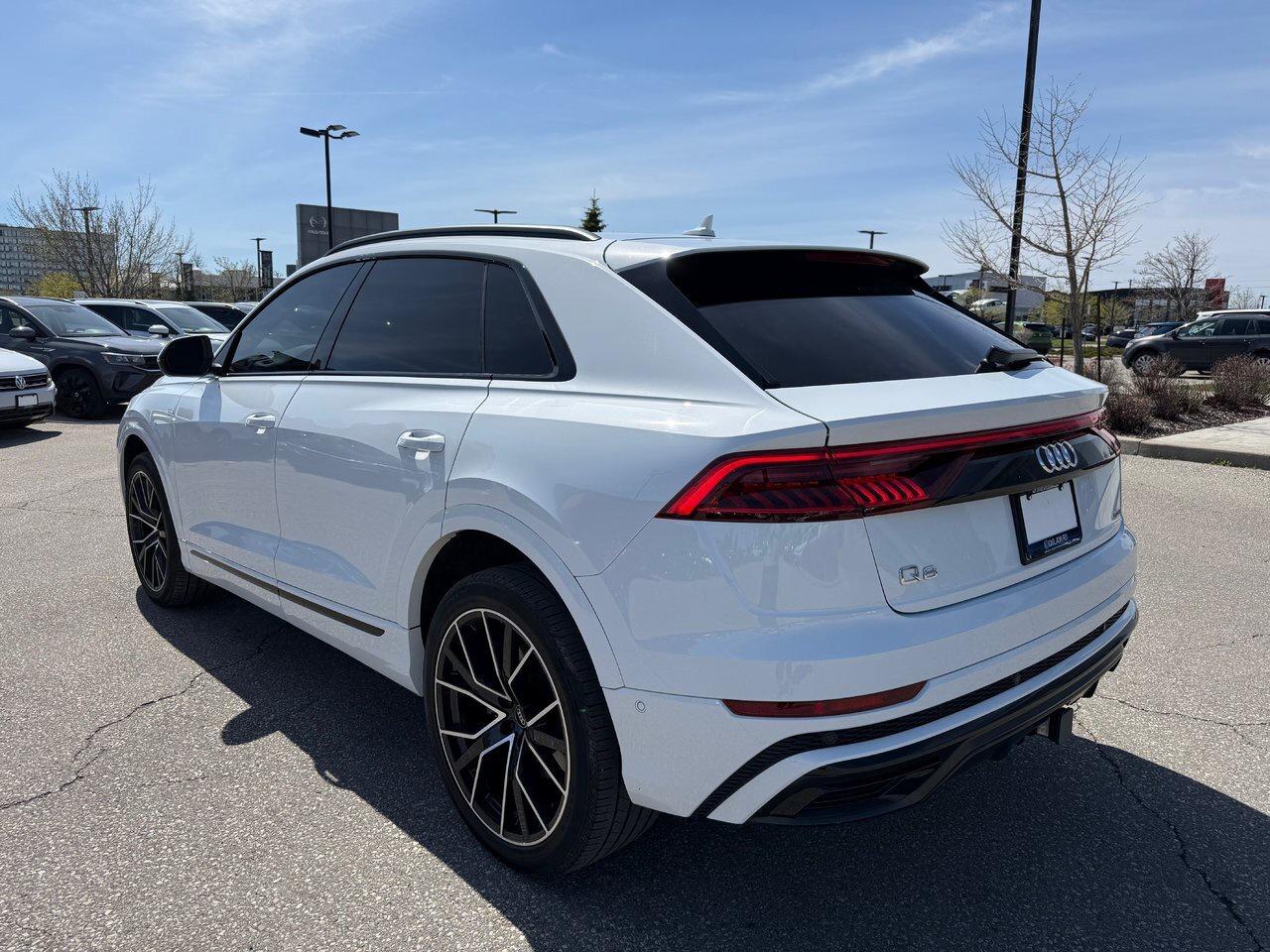 2023 Audi Q8 55 3.0T Progressiv quattro 8sp Tiptronic Leather Photo2