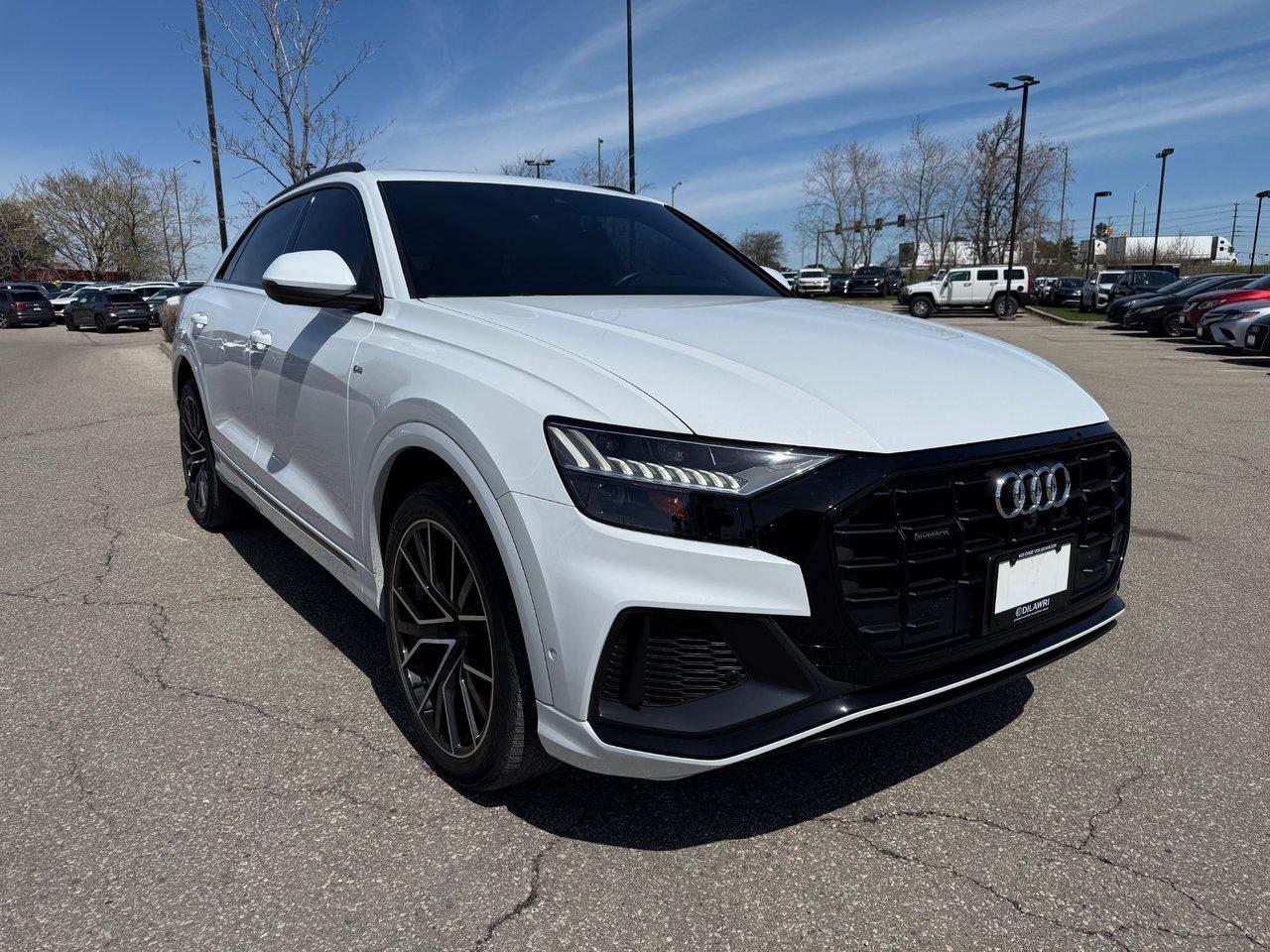2023 Audi Q8 55 3.0T Progressiv quattro 8sp Tiptronic Leather Photo