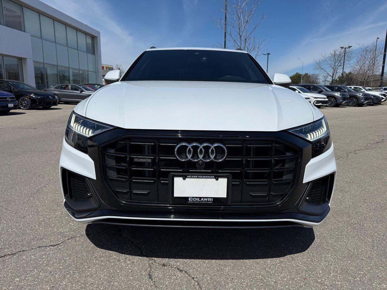 2023 Audi Q8 55 3.0T Progressiv quattro 8sp Tiptronic Leather Photo