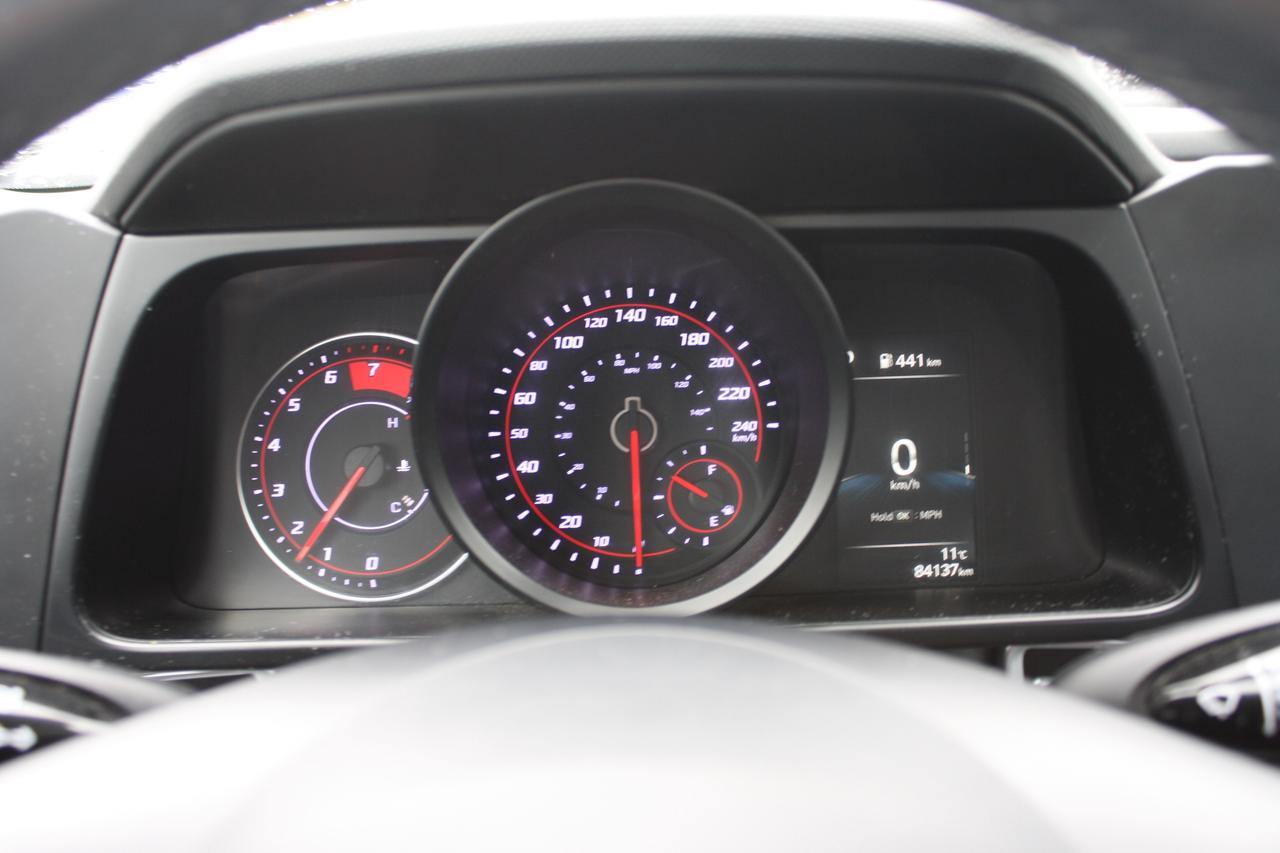 2023 Hyundai Elantra Preferred IVT Photo