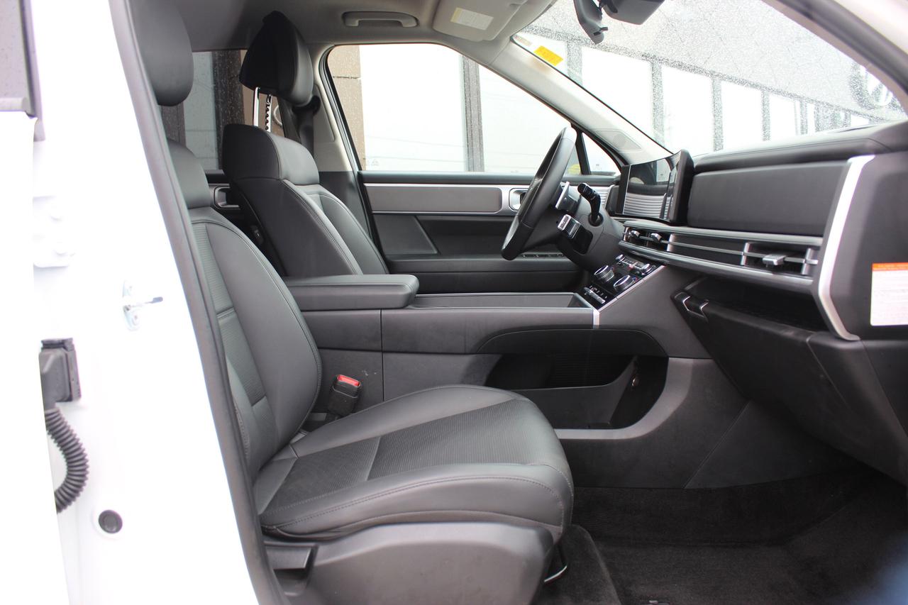2025 Hyundai Santa Fe Hybrid PREFERRED Photo