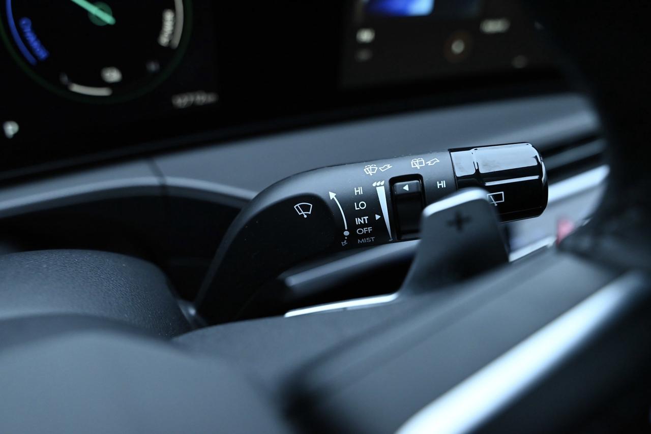2025 Hyundai Santa Fe Hybrid PREFERRED Photo