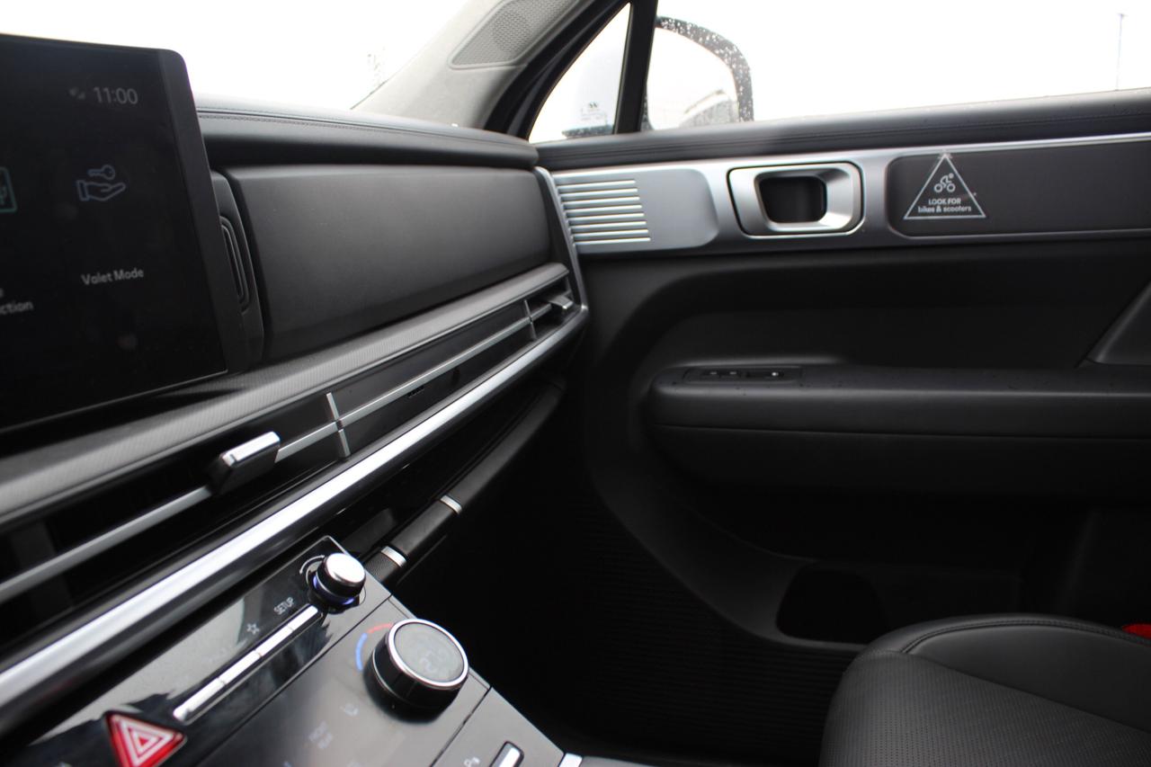 2025 Hyundai Santa Fe Hybrid PREFERRED Photo