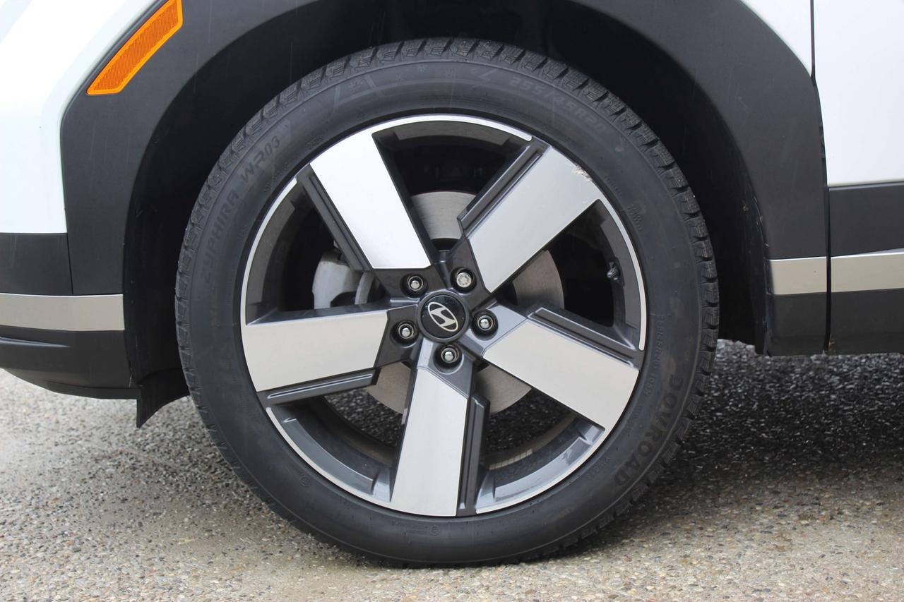2025 Hyundai Santa Fe Preferred AWD w/Trend Pkg Photo