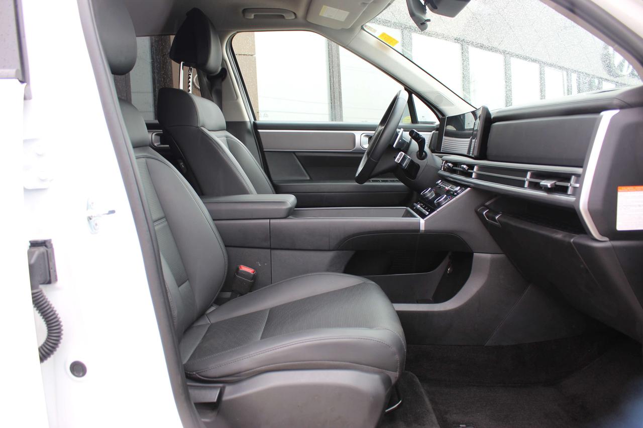 2025 Hyundai Santa Fe Preferred AWD w/Trend Pkg Photo