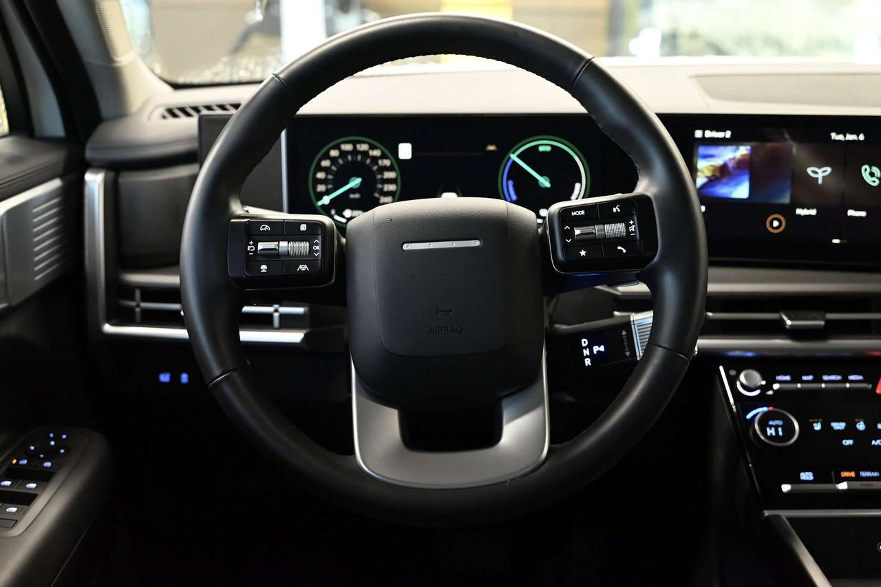2025 Hyundai Santa Fe Preferred AWD w/Trend Pkg Photo