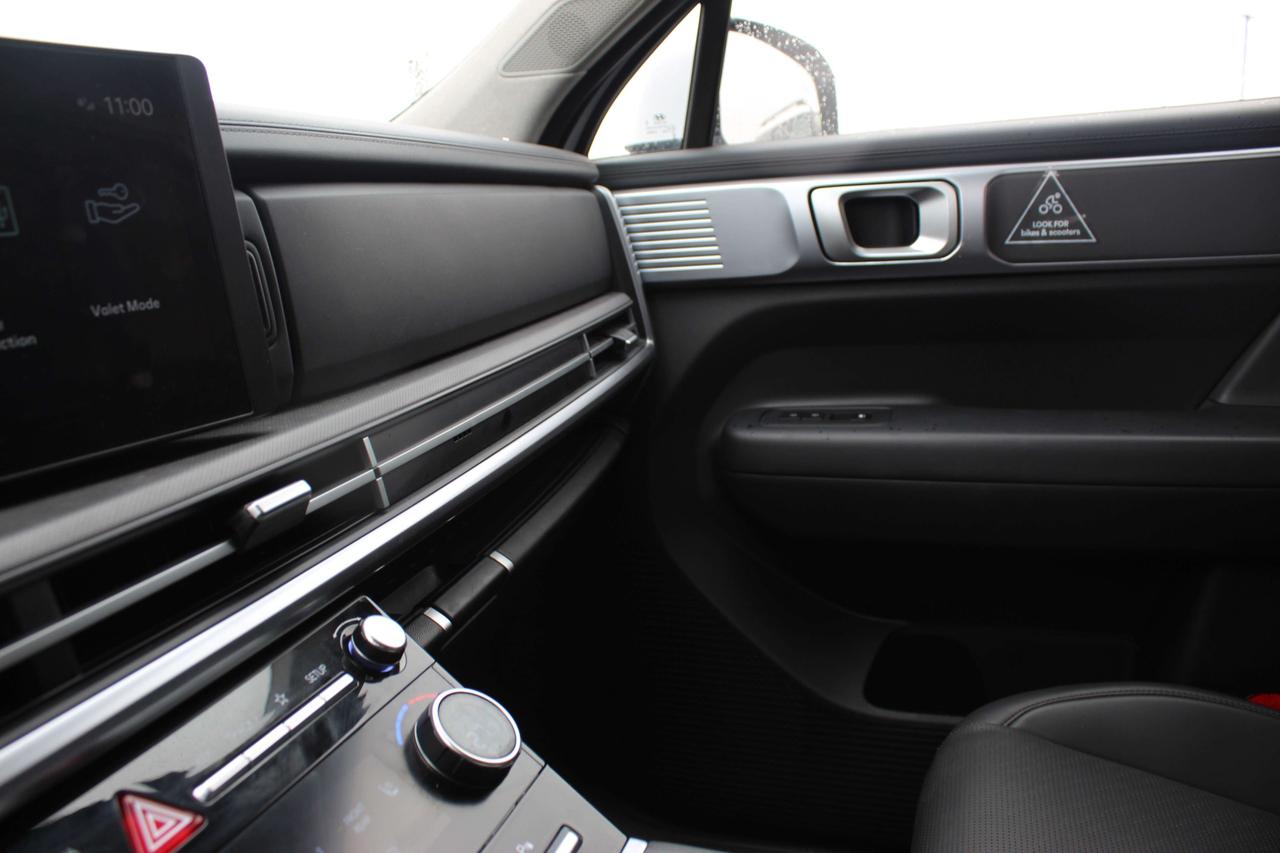2025 Hyundai Santa Fe Preferred AWD w/Trend Pkg Photo