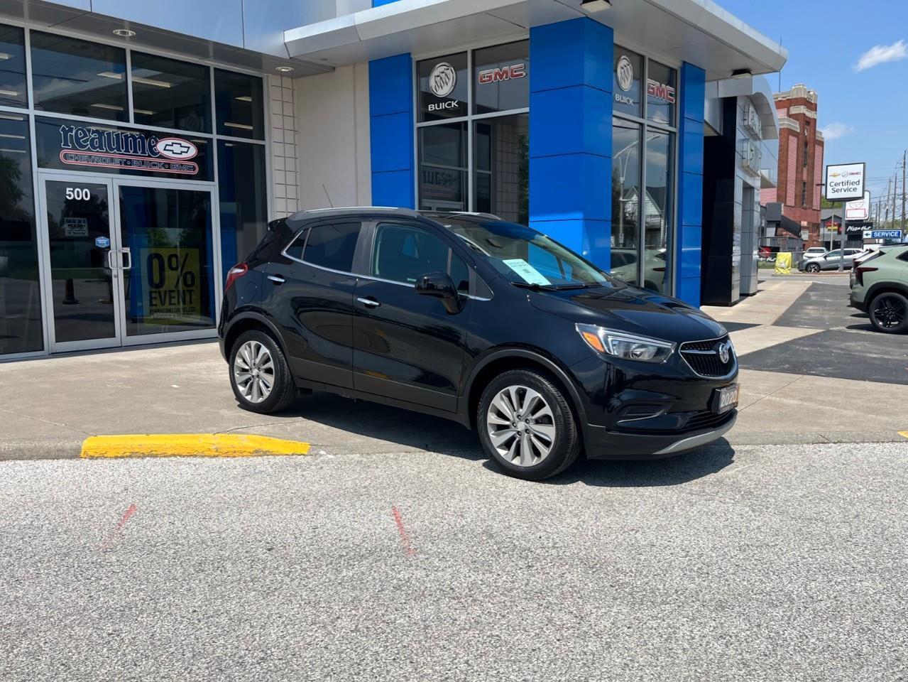 2020 Buick Encore Preferred local trade Photo