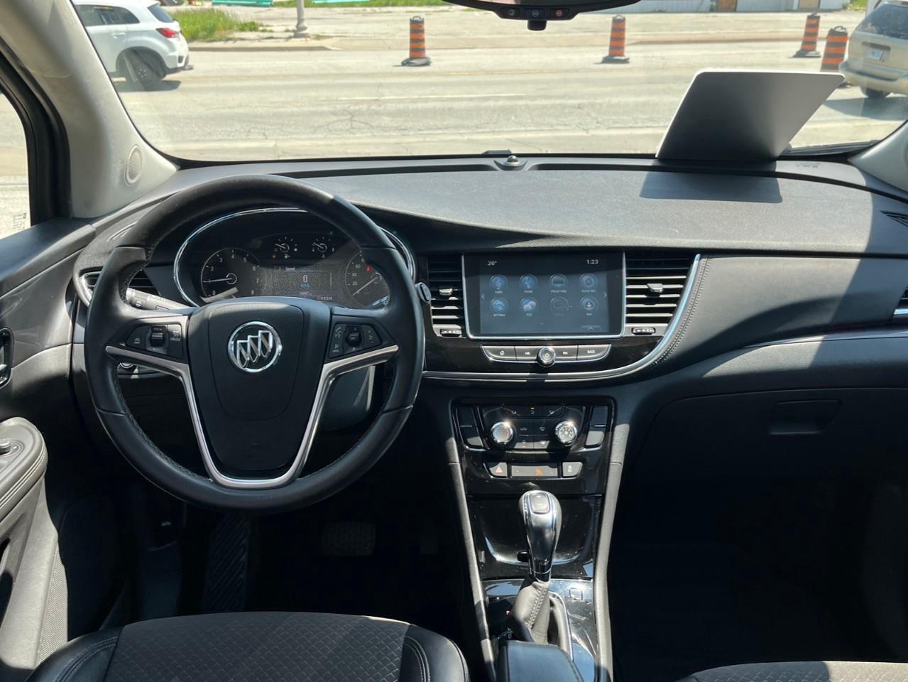 2020 Buick Encore Preferred local trade Photo