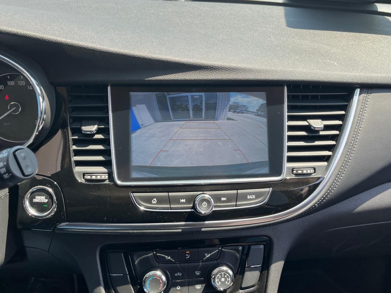 2020 Buick Encore Preferred local trade Photo