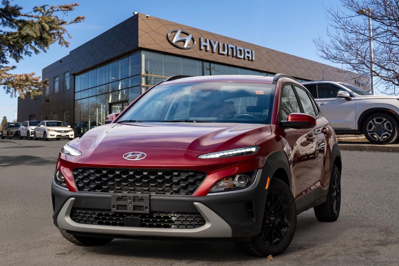 2023 Hyundai KONA 2.0L Preferred AWD w/Sun & Leather Package Photo0