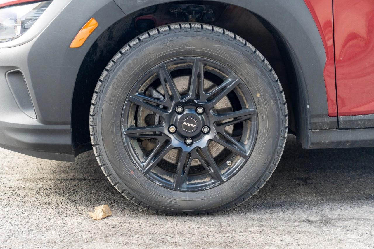 2023 Hyundai KONA 2.0L Preferred AWD w/Sun & Leather Package Photo