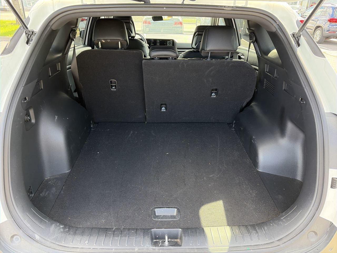 2026 Kia Sportage X-Line Lthr Seats   Wireless Charger   Parking Sen Photo