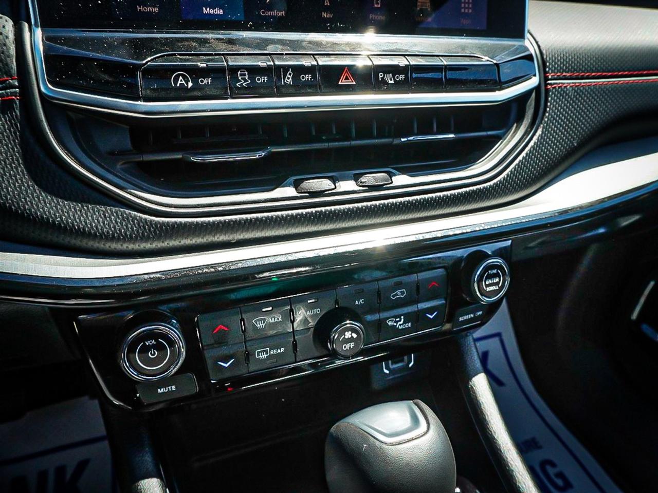 2024 Jeep Compass  Photo