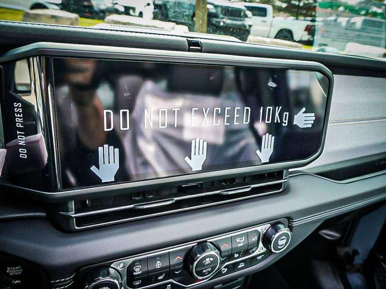 2026 Jeep Wrangler  Photo