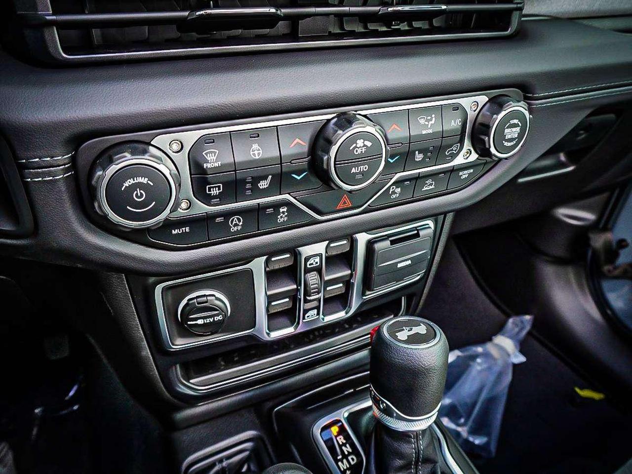2026 Jeep Wrangler  Photo