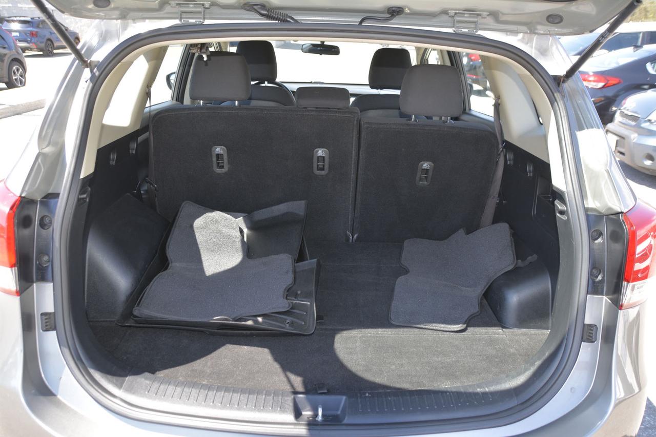 2015 Kia Rondo 4DR WGN AUTO LX Photo