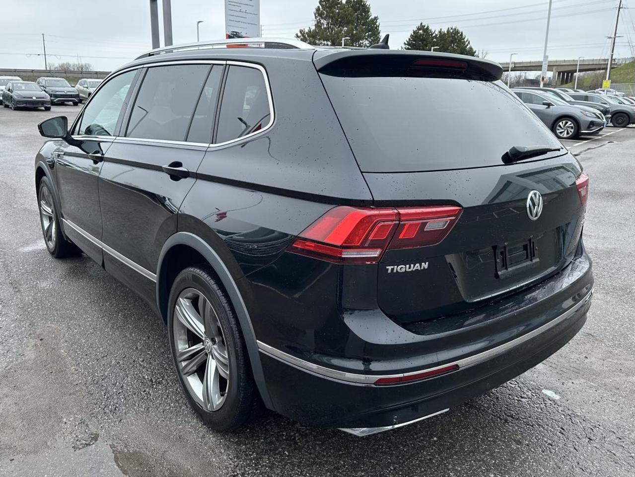 2018 Volkswagen Tiguan Highline 4MOTION AWD - 1 OWNER Photo2
