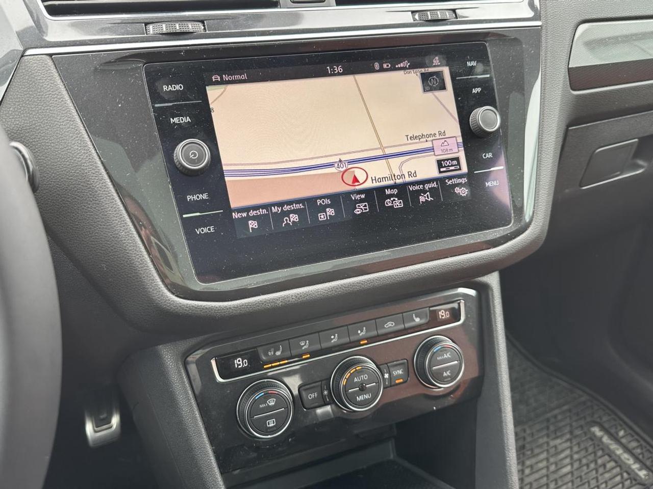 2018 Volkswagen Tiguan Highline 4MOTION AWD - 1 OWNER Photo