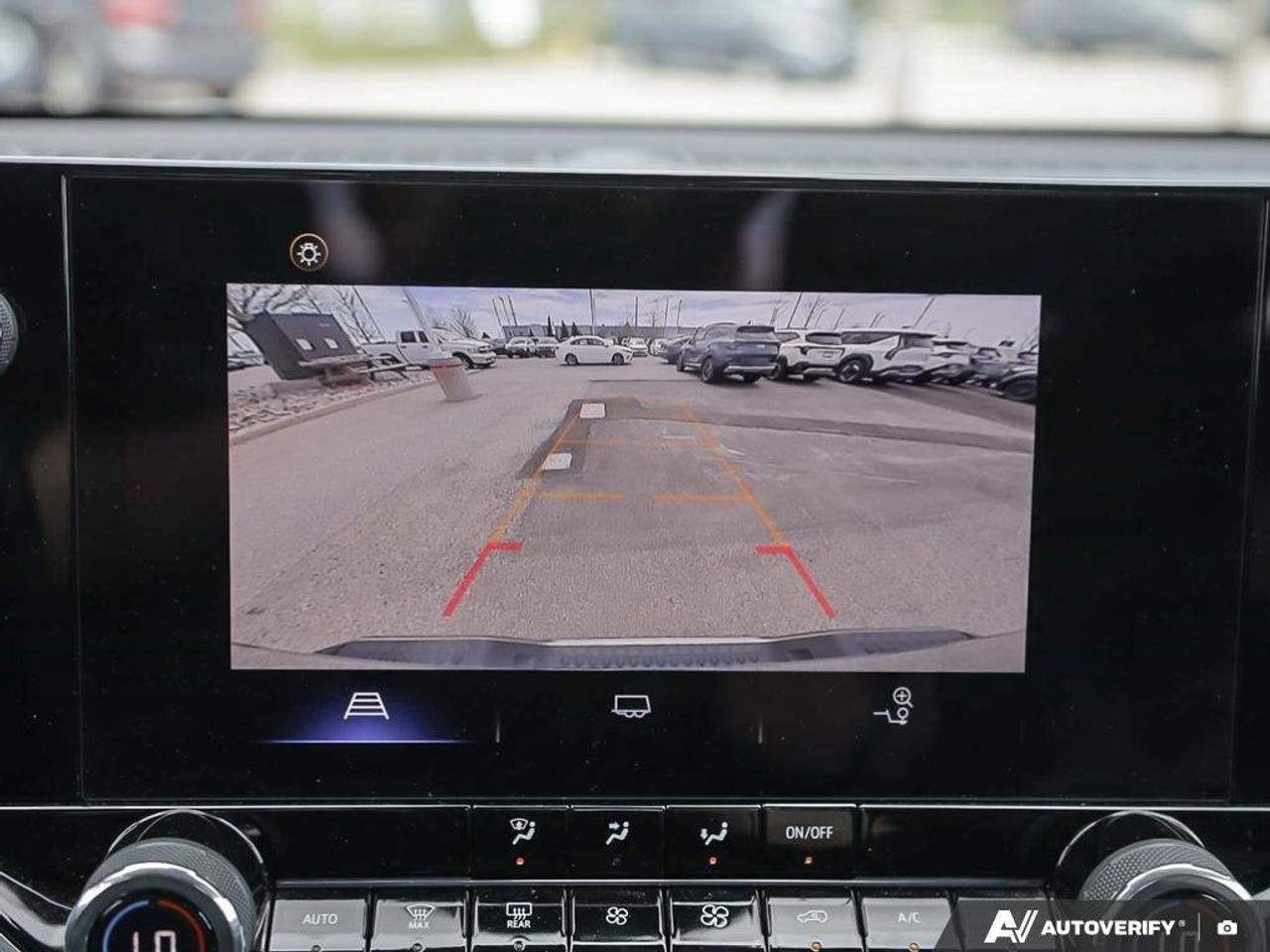 2024 Chevrolet Colorado 4WD LT   Backup Camera   Heated Seats   Apple CarP Photo
