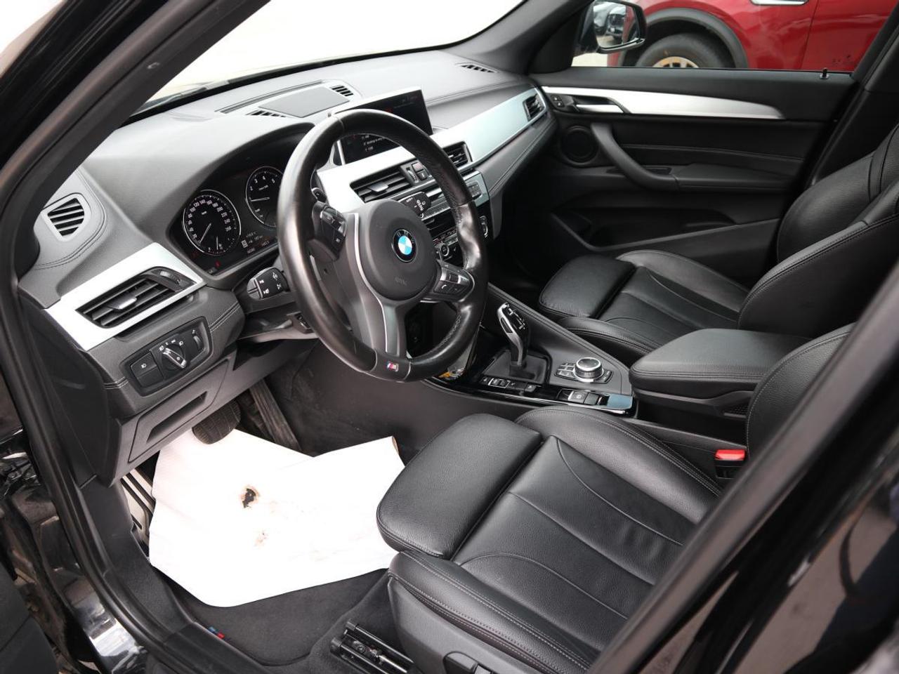 2021 BMW X1 M SPORT/ PANOROOF/ LEATHER/ NAVI/ BACKUP CAMERA Photo