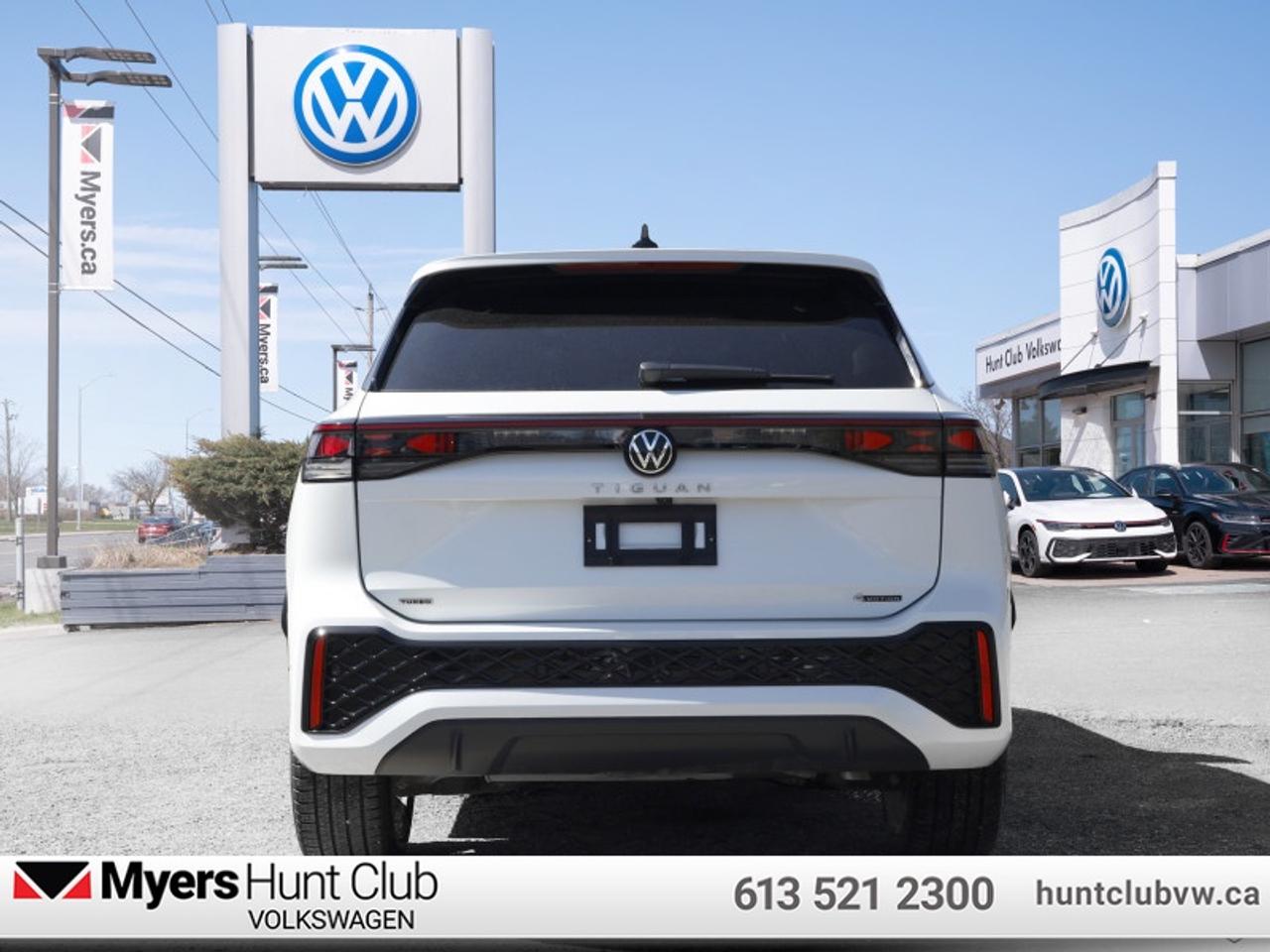 2026 Volkswagen Tiguan Highline Turbo R-Line Photo2