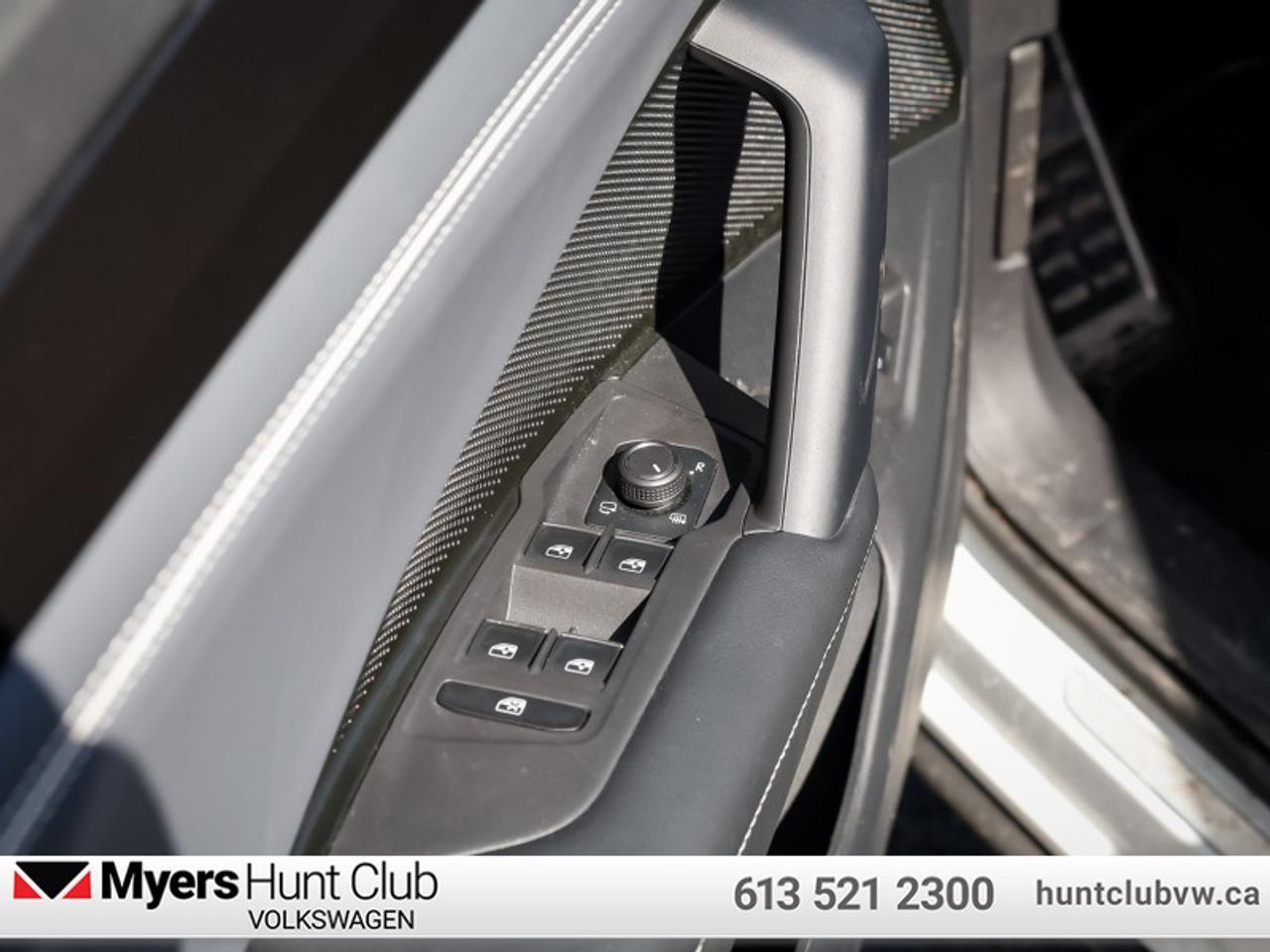 2026 Volkswagen Tiguan Highline Turbo R-Line Photo