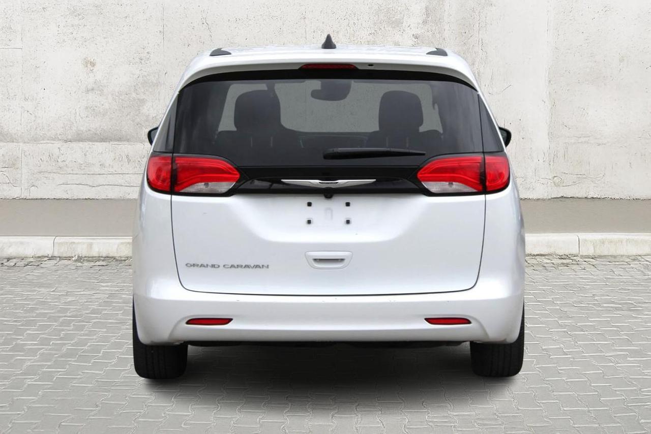 2024 Chrysler Grand Caravan SXT  SiriusXM AppleCarPlay HtdSeats BkpCam Photo