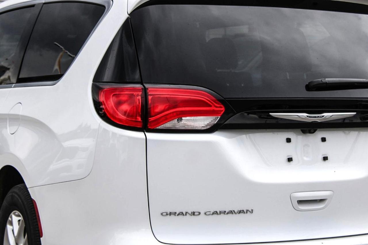 2024 Chrysler Grand Caravan SXT  SiriusXM AppleCarPlay HtdSeats BkpCam Photo