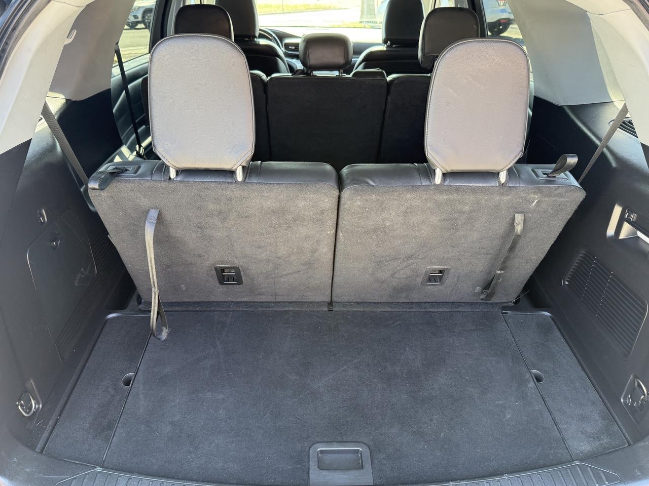 2020 Ford Explorer No Accidents l XLT l 7 Passanger l AWD l Pano Roof Photo