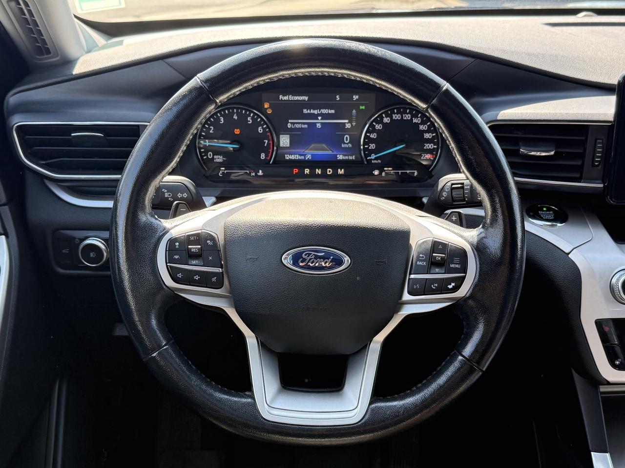 2020 Ford Explorer No Accidents l XLT l 7 Passanger l AWD l Pano Roof Photo